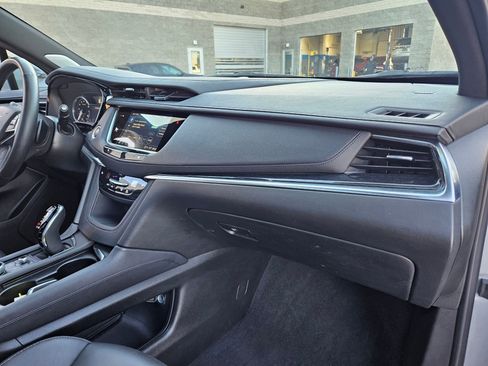 Used 2025 Cadillac XT5 Premium Luxury image 20