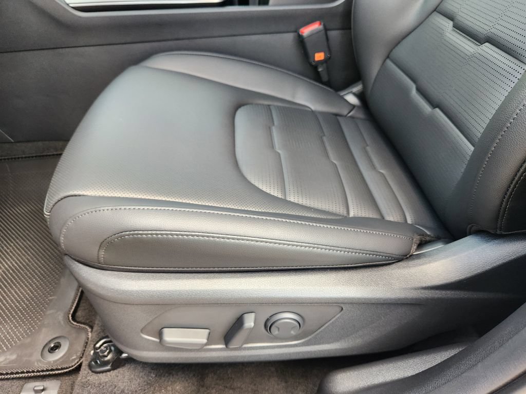 New 2026 Kia Sportage SX FWD image 22