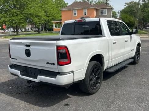 Used 2022 RAM 1500 Laramie AWD/4WD image 5