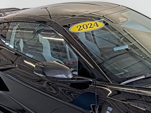Used 2024 Chevrolet Corvette Z06 w/ Stealth Interior Trim Package RWD image 17