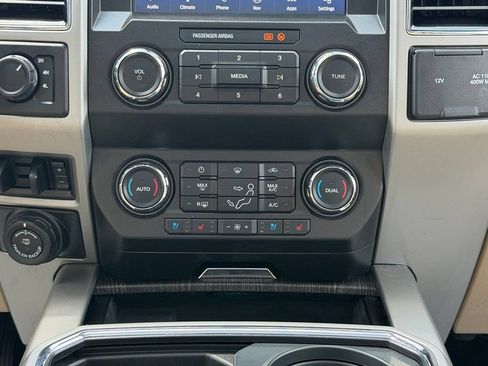 Used 2021 Ford F250 Lariat w/ Chrome Package AWD/4WD image 24