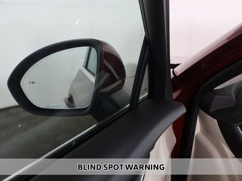 Used 2023 Buick Envision Preferred AWD/4WD image 3