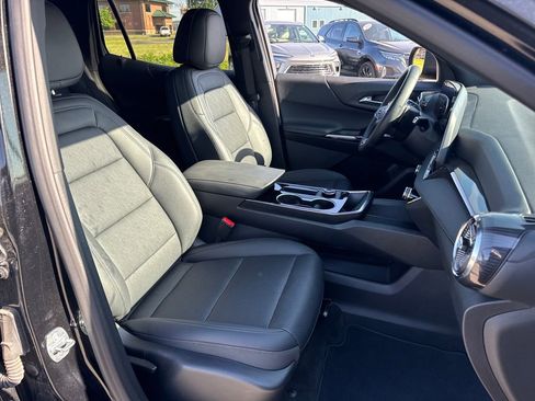 Used 2026 Chevrolet Equinox LT w/ Convenience Package II FWD image 10