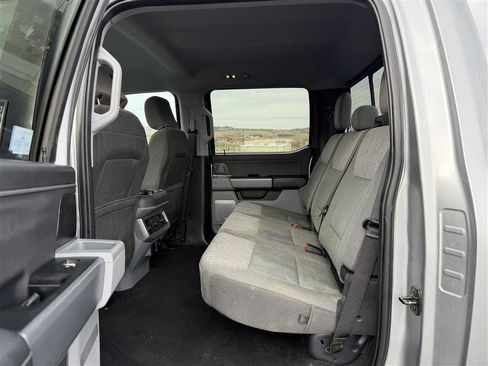 Used 2024 Ford F350 XLT w/ XLT Premium Package AWD/4WD image 14