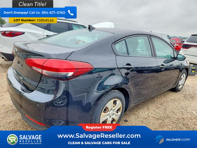 Used 2017 Kia Forte LX FWD image 4