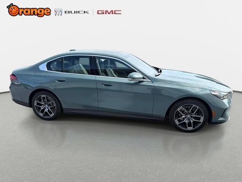 Used 2026 BMW 530i RWD image 2