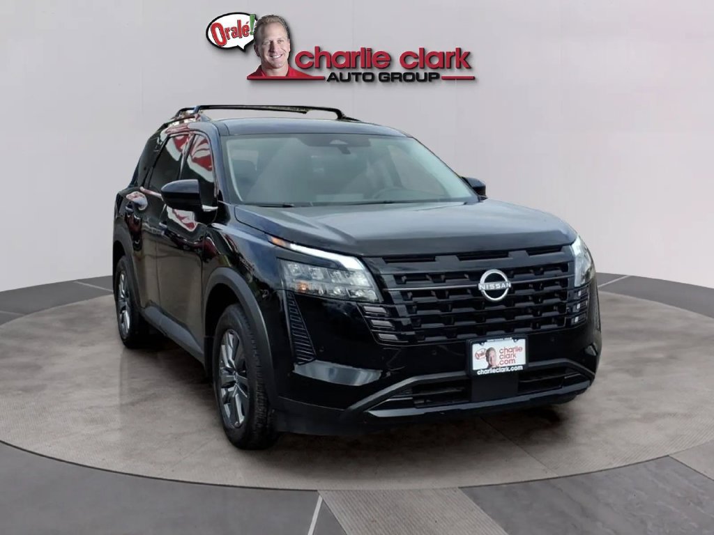 Certified 2026 Nissan Pathfinder SV FWD image 7
