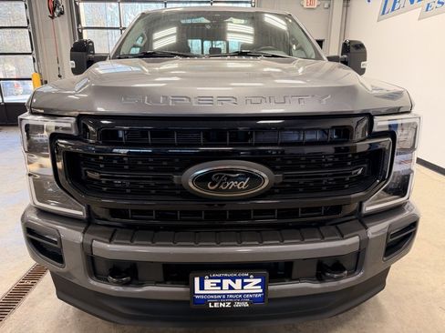 Used 2021 Ford F250 Lariat image 3