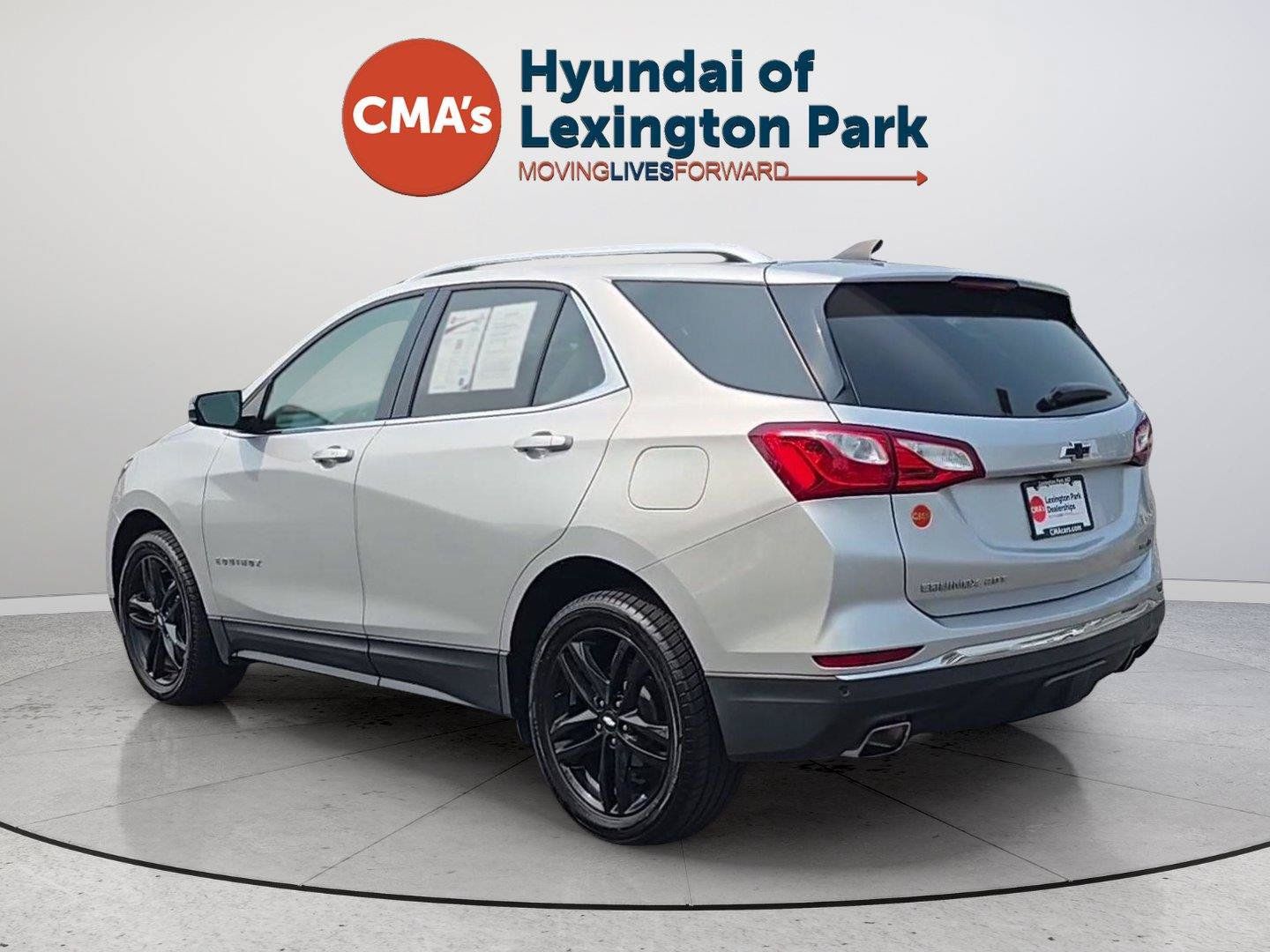 Used 2020 Chevrolet Equinox LT w/ Sport Edition AWD/4WD image 3
