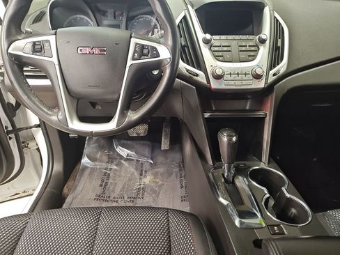 Used 2016 GMC Terrain SLE image 10
