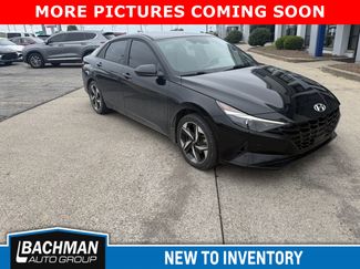 Certified 2023 Hyundai Elantra SEL w/ Convenience Package FWD video 2