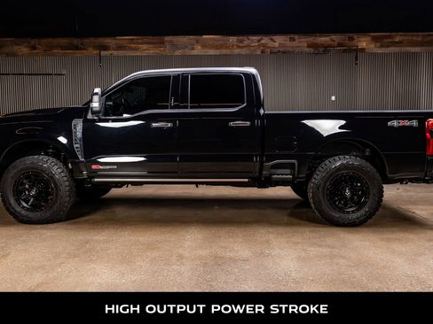 Used 2024 Ford F350 Platinum image 5