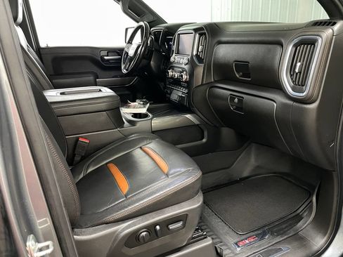 Certified 2022 GMC Sierra 1500 AT4 w/ AT4 Premium Package AWD/4WD image 41