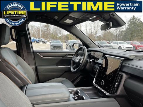 Used 2024 GMC Acadia AT4 w/ LPO, Floor Liner Package image 37