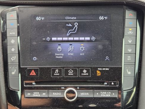 Used 2021 INFINITI QX50 Essential w/ Convenience Package FWD image 9