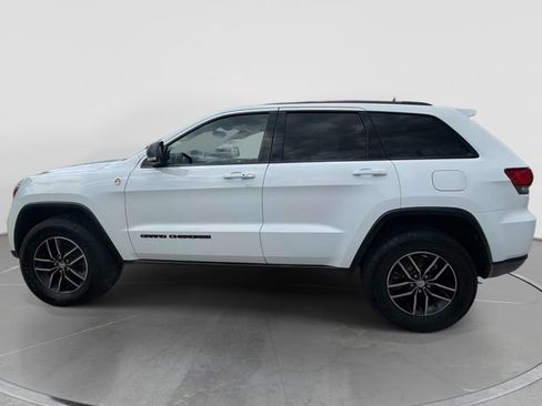Used 2017 Jeep Grand Cherokee Trailhawk w/ Trailhawk Luxury Group AWD/4WD image 7