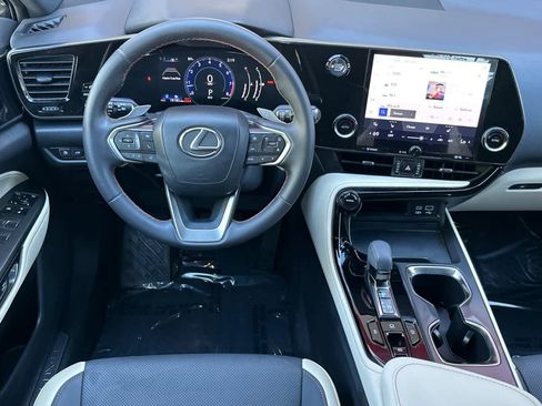 Certified 2024 Lexus NX 250 FWD image 15