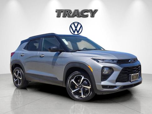 Used 2023 Chevrolet TrailBlazer RS AWD/4WD image 2