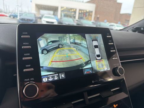 Used 2021 Toyota Avalon Limited w/ Advanced Safety Package image 29