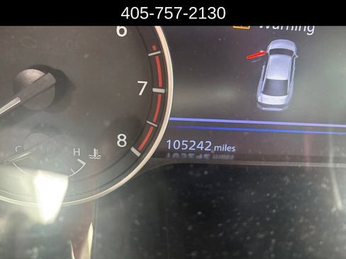 Used 2022 Nissan Altima 2.5 SR FWD image 9