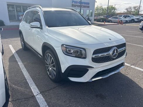 Used 2023 Mercedes-Benz GLB 250 4MATIC image 1