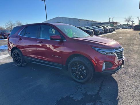 Used 2024 Chevrolet Equinox LT image 4
