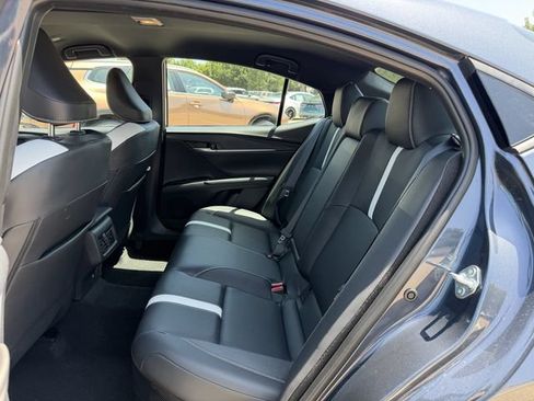 Used 2026 Toyota Camry SE FWD image 26