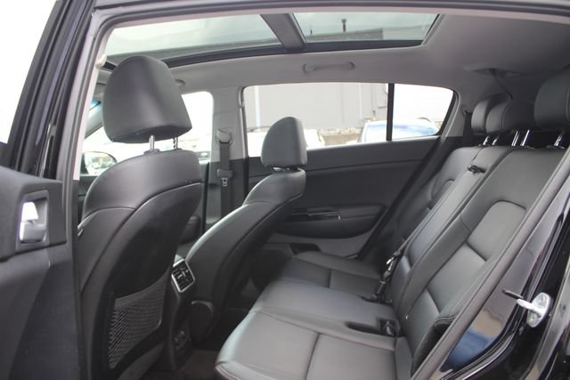 Used 2022 Kia Sportage EX AWD/4WD image 23