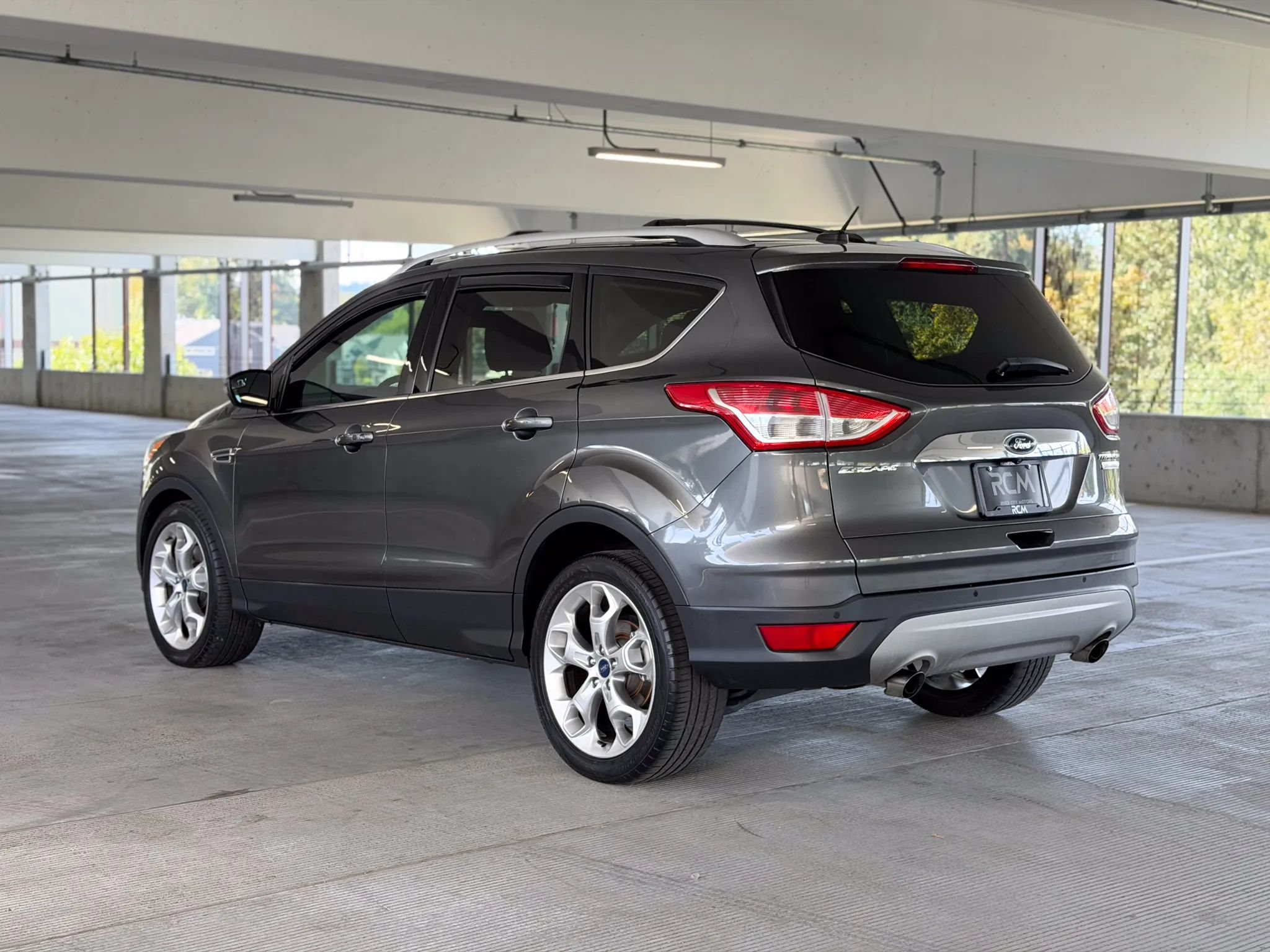 Used 2015 Ford Escape Titanium FWD image 7