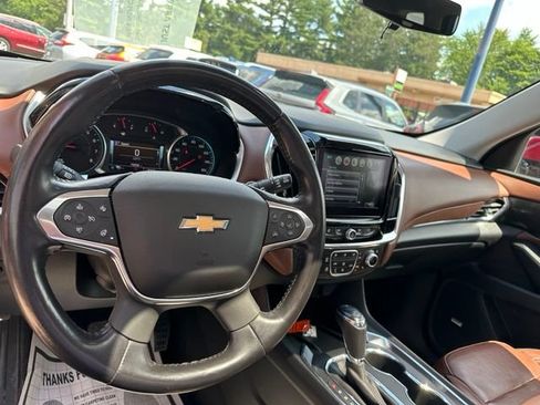 Used 2018 Chevrolet Traverse High Country AWD/4WD image 24
