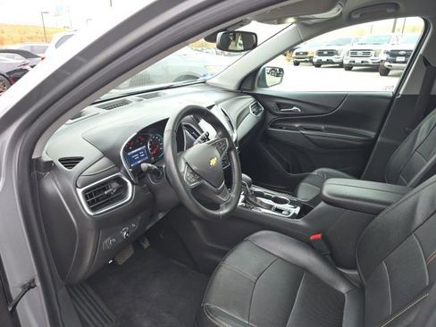 Used 2023 Chevrolet Equinox Premier AWD/4WD image 10