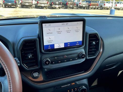 Used 2022 Ford Bronco Sport Outer Banks w/ Tech Package image 6