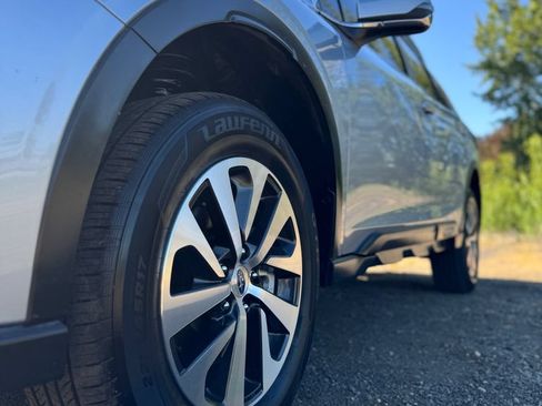 Certified 2022 Subaru Outback Premium AWD/4WD image 44