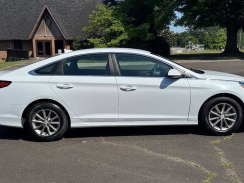 Used 2018 Hyundai Sonata SE FWD image 9