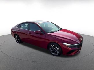 Used 2025 Hyundai Elantra SEL video 2