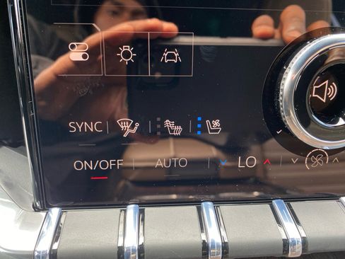 New 2026 GMC Acadia Denali Ultimate AWD/4WD image 26