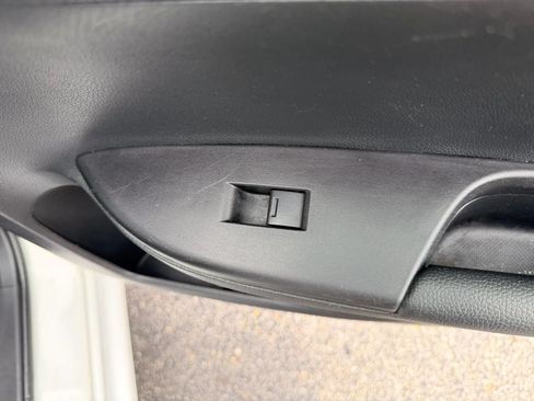 Used 2015 Honda Accord Sport image 25
