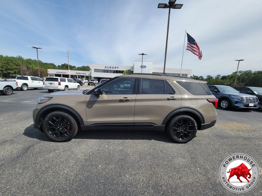 New 2027 Ford Explorer ST w/ Sun And Sound Package RWD image 3