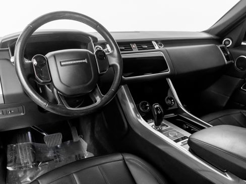 Used 2019 Land Rover Range Rover Sport HSE image 2