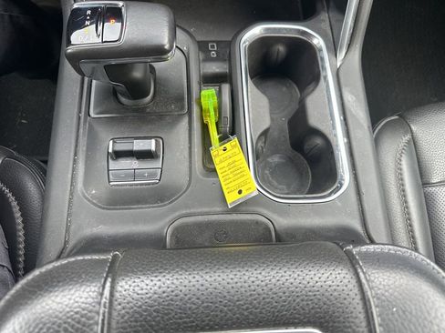 Used 2022 GMC Sierra 1500 Denali image 23