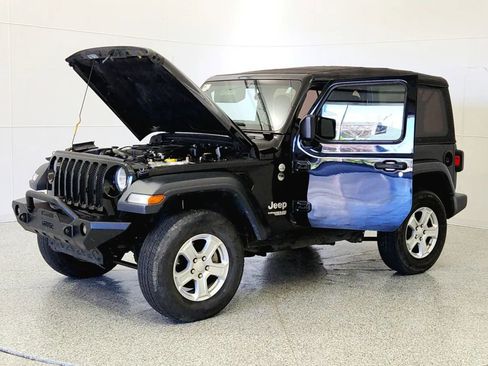 Used 2018 Jeep Wrangler Sport image 10