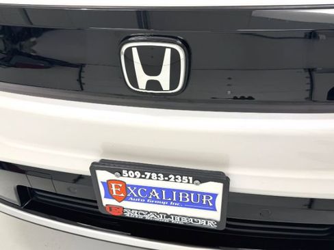 Used 2024 Honda Prologue Touring image 14