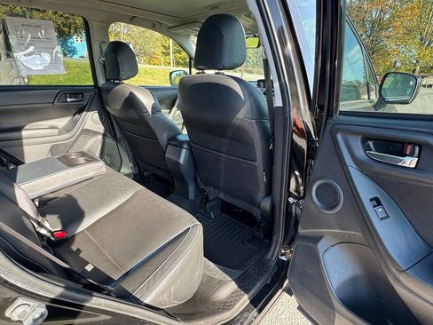 Used 2018 Subaru Forester 2.5i Limited image 13