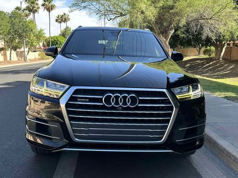 Used 2017 Audi Q7 3.0T Premium Plus w/ Premium Plus Package AWD/4WD image 3