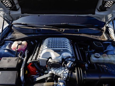 Used 2022 Dodge Charger SRT Hellcat w/ Harman/Kardon Audio Group image 28