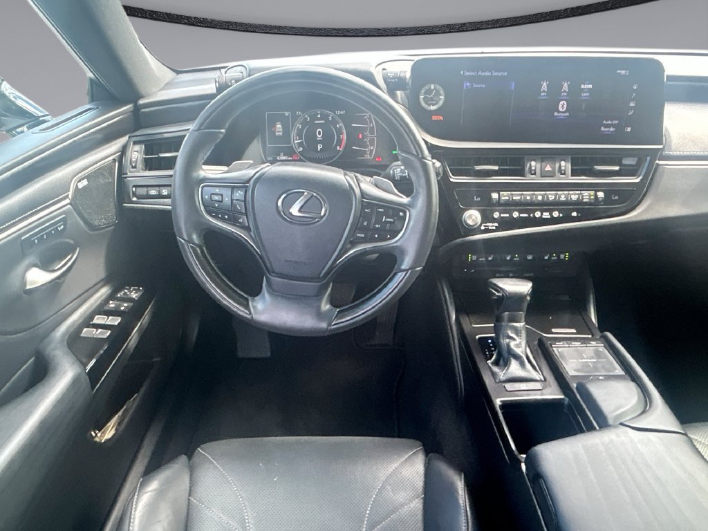 Used 2022 Lexus ES 350 Ultra Luxury w/ Accessory Package 2 FWD image 31
