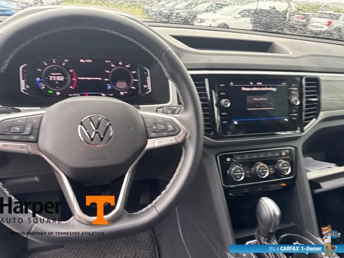 Used 2023 Volkswagen Atlas Cross Sport SE FWD image 16