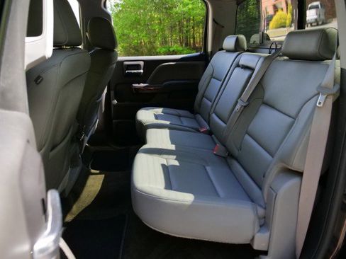 Used 2015 GMC Sierra 1500 SLT w/ SLT Crew Cab Value Package image 23