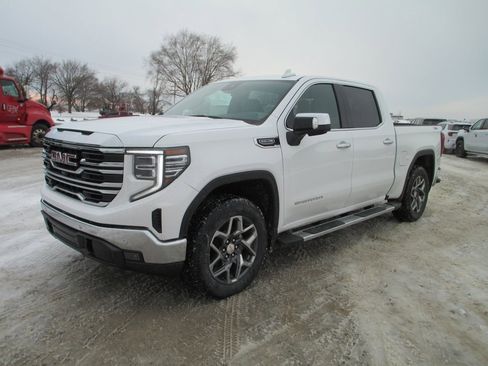 New 2026 GMC Sierra 1500 SLT w/ SLT Premium Plus Package image 9