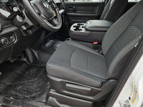 New 2026 RAM 3500 Tradesman AWD/4WD image 12